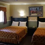 Paradise Inn And Suites