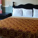 Paradise Inn And Suites