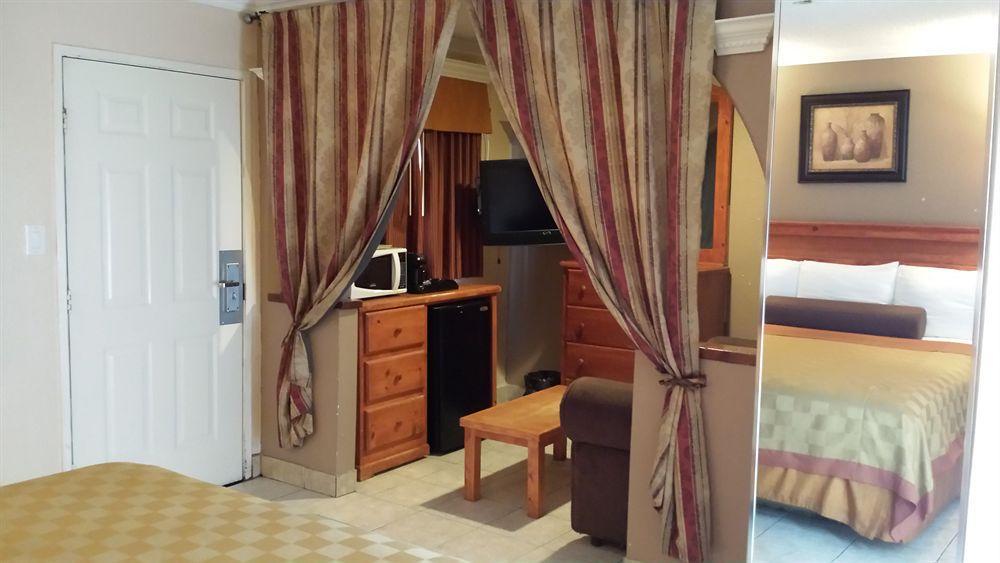 Hotel Paradise And