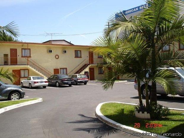Hotel Paradise And Los Ángeles